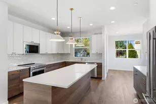 728 Newport Way NW, Issaquah, WA 98027 - Photo 5