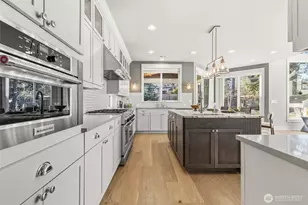 14003 NE 6th Pl, Bellevue, WA 98007 - Photo 11