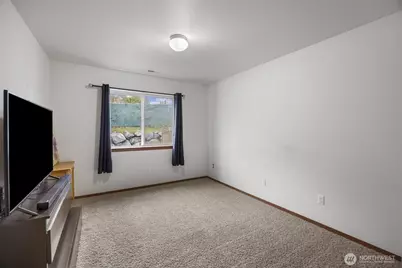 11707 22nd Street SE, Lake Stevens, WA 98258 - Photo 13