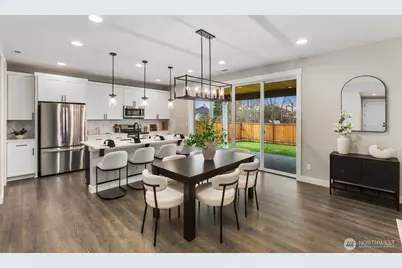 311 Hogan Drive, Enumclaw, WA 98022 - Photo 7