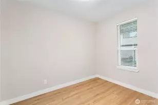 516 1/2 11th St NW, Puyallup, WA 98371 - Photo 13