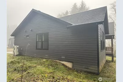 559 Upper Naselle Road, Deep River, WA 98638 - Photo 9