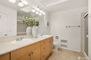 325 S 51st St, Renton, WA 98055 - Photo 21