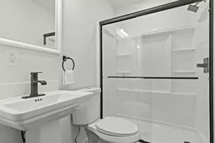 1008 N Steele St, Tacoma, WA 98406 - Photo 9