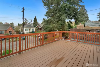 942 N 82nd Street, Seattle, WA 98103 - Photo 13