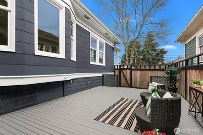 511 W McGraw Street, Seattle, WA 98119 - Photo 21