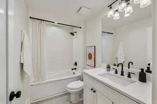 6807 54th Ave NE, Seattle, WA 98115 - Photo 35