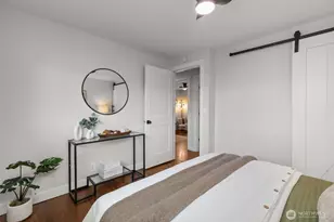 915 Monroe Ave NE, Renton, WA 98056 - Photo 19