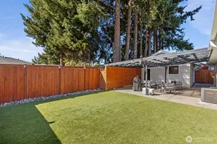 915 Monroe Ave NE, Renton, WA 98056 - Photo 33