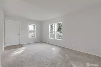 18153 31st Avenue S #323, SeaTac, WA 98188 - Photo 5