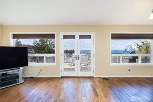 987 N W Camano Dr, Camano Island, WA 98282 - Photo 7