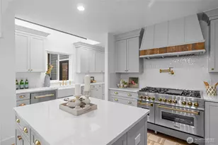 1014 4th Ave N, Seattle, WA 98109 - Photo 13