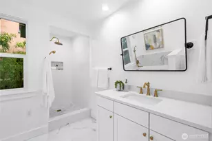 1014 4th Ave N, Seattle, WA 98109 - Photo 25