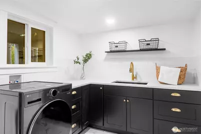 1014 4th Avenue N, Seattle, WA 98109 - Photo 37