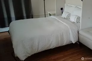 1400 Hubbell Pl, Seattle, WA 98101 - Photo 13