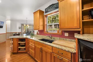 18529 Hawksview Dr, Arlington, WA 98223 - Photo 15