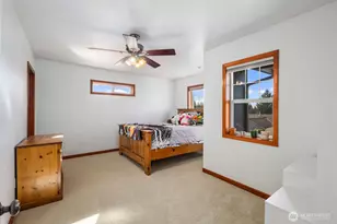 18529 Hawksview Dr, Arlington, WA 98223 - Photo 21