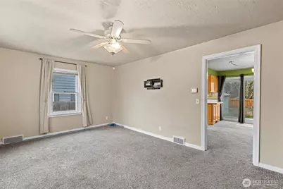 1013 Amherst Avenue, Wenatchee, WA 98801 - Photo 3