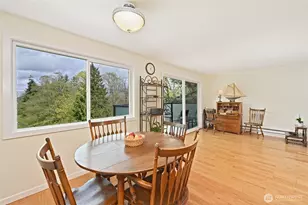 3722 27th Pl W, Seattle, WA 98199 - Photo 3