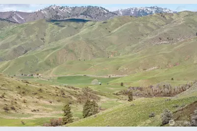 7993 Nahahum Canyon Road, Cashmere, WA 98815 - Photo 7