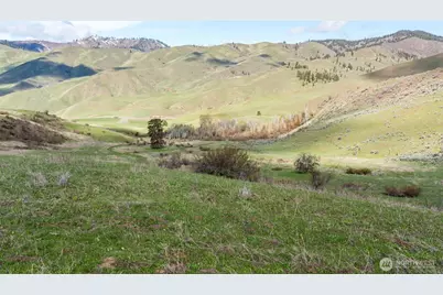 7993 Nahahum Canyon Road, Cashmere, WA 98815 - Photo 19