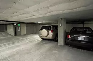 2721 1st Ave, Seattle, WA 98121 - Photo 29