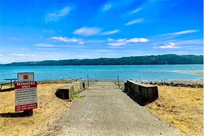 619 N Colony Surf Drive, Lilliwaup, WA 98555 - Photo 7