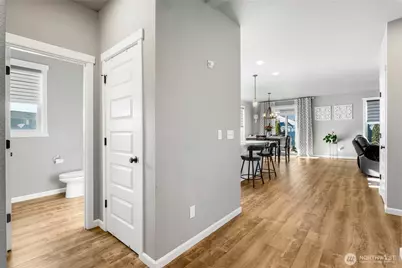 302 N Towhee Street, Moses Lake, WA 98837 - Photo 7