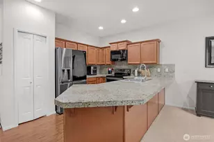 8612 11th Pl SE, Lake Stevens, WA 98258 - Photo 3