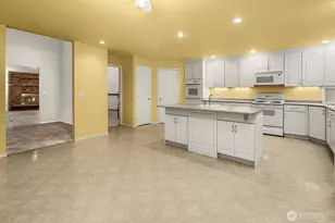 28033 194th Pl SE, Kent, WA 98042 - Photo 11