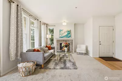 2046 Newport Way NW #11-7, Issaquah, WA 98027 - Photo 5