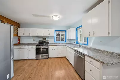 8800 Veterans Drive SW, Lakewood, WA 98498 - Photo 5