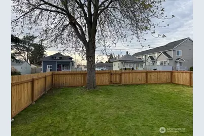 2424 Orleans Street, Bellingham, WA 98229 - Photo 5