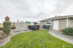 1250 Thornton Dr, Sequim, WA 98382 - Photo 39