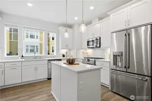 19244 NE 69th Cir, Redmond, WA 98052 - Photo 15