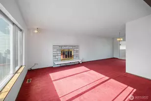 3703 SW 191st Pl, Lynnwood, WA 98036 - Photo 3