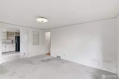 11716 16th Avenue NE, Seattle, WA 98125 - Photo 9