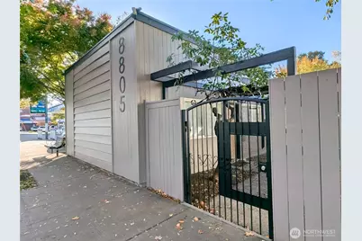 8805 14th Avenue S, Seattle, WA 98108 - Photo 9