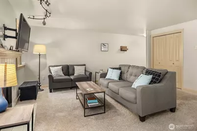 8248 126th Avenue NE #C-305, Kirkland, WA 98033 - Photo 3