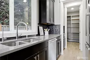 11422 NE 92nd St, Kirkland, WA 98033 - Photo 9