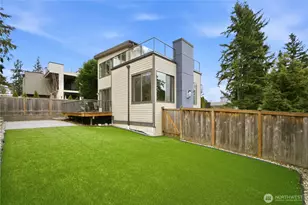 11422 NE 92nd St, Kirkland, WA 98033 - Photo 35