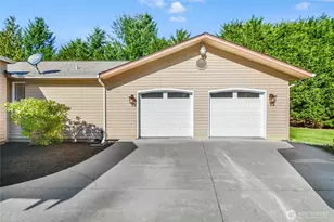 9903 Marine Dr, Marysville, WA 98271 - Photo 37