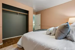 4201 Robinson Rd NE, Bremerton, WA 98310 - Photo 15