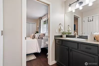 4201 Robinson Road NE, Bremerton, WA 98310 - Photo 9