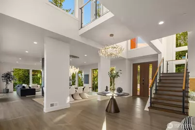 8243 W Mercer Way, Mercer Island, WA 98040 - Photo 19