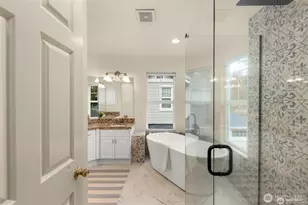 18391 NE 97th Ct, Redmond, WA 98052 - Photo 23