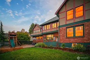 937 N 71st St, Seattle, WA 98103 - Photo 1