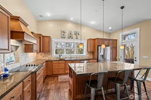 9715 Crescent Valley Dr NW, Gig Harbor, WA 98332 - Photo 7