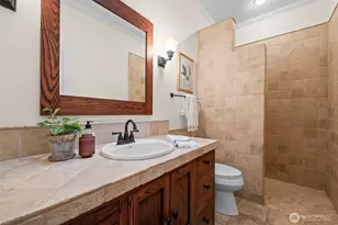 9715 Crescent Valley Dr NW, Gig Harbor, WA 98332 - Photo 17