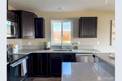 582 Mount Olympus Avenue SE, Ocean Shores, WA 98569 - Photo 9